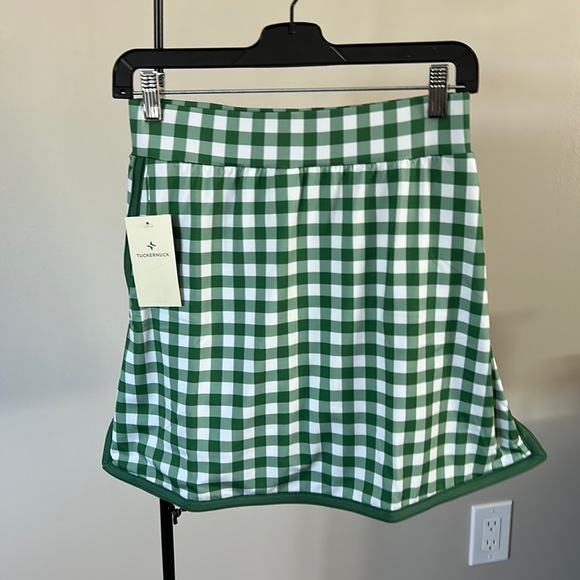 Green Trellis 16 Inch Piped Golf Skirt
TNUCK SPORT - Picture 7 of 9